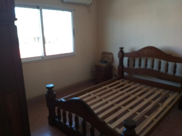 Salón y 3 departamentos en venta