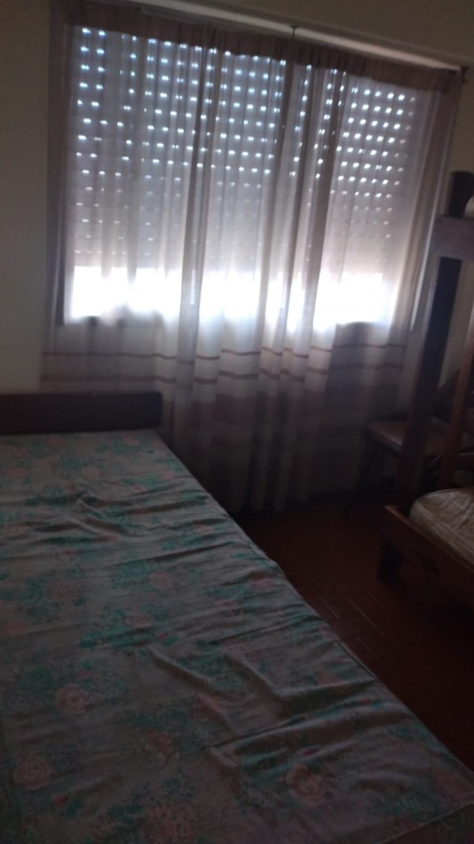 Departamento en venta Santa Teresita, 2 dormitorios, cocina, comedor, baño, terraza, 4° piso.