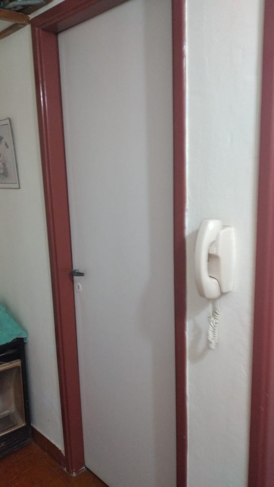 Departamento en venta Santa Teresita, 2 dormitorios, cocina, comedor, baño, terraza, 4° piso.