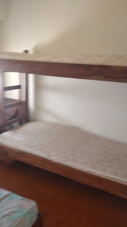 Departamento en venta Santa Teresita, 2 dormitorios, cocina, comedor, baño, terraza, 4° piso.