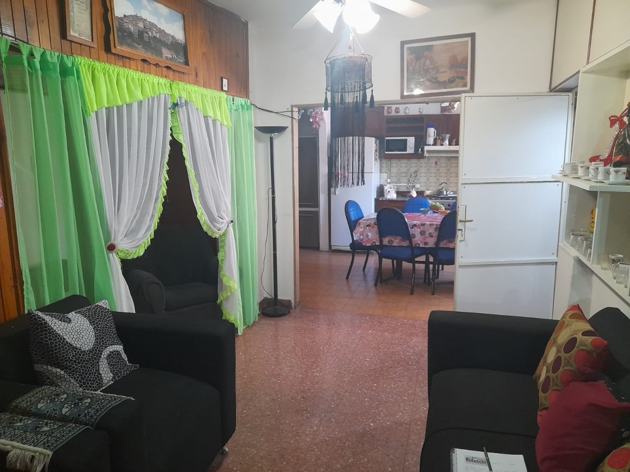 Vivienda multifamiliar sobre lote de 10 x 43,30 mts.