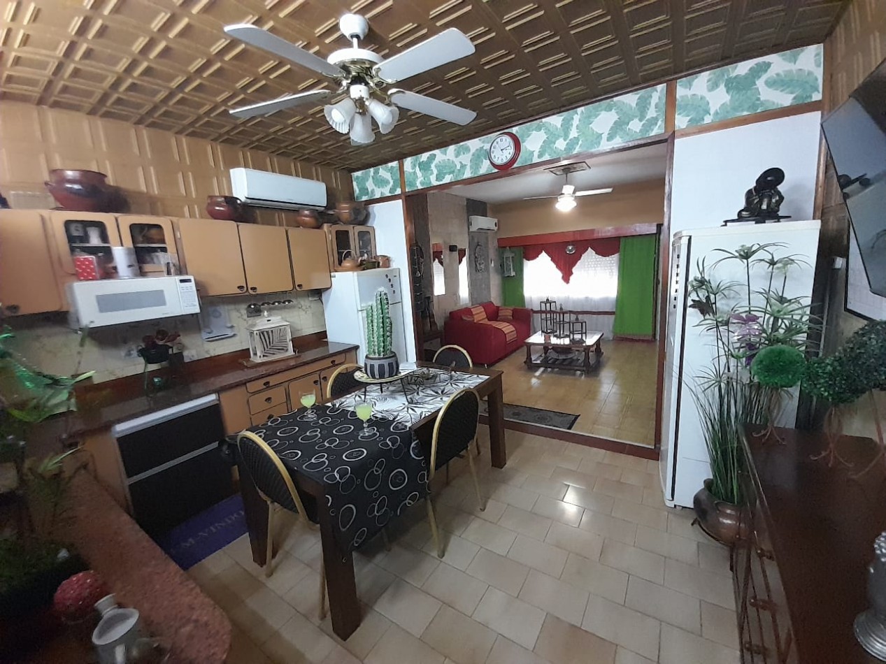 Vivienda multifamiliar sobre lote de 10 x 43,30 mts.