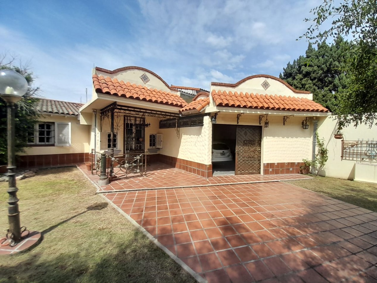 Chalet en venta ciudad Evita, Circ, 1°, secc 2°