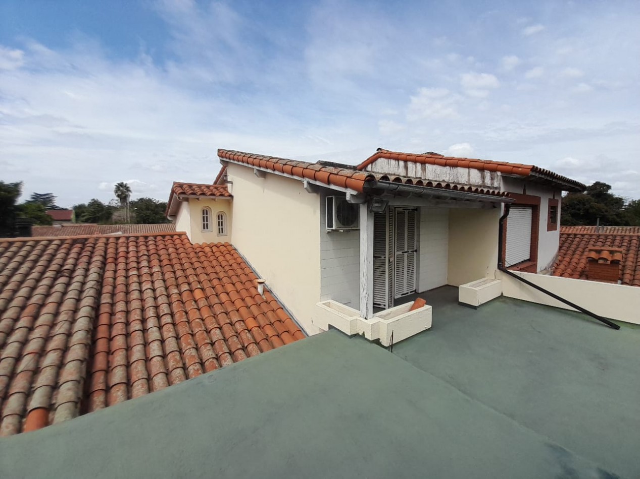 Chalet en venta ciudad Evita, Circ, 1°, secc 2°