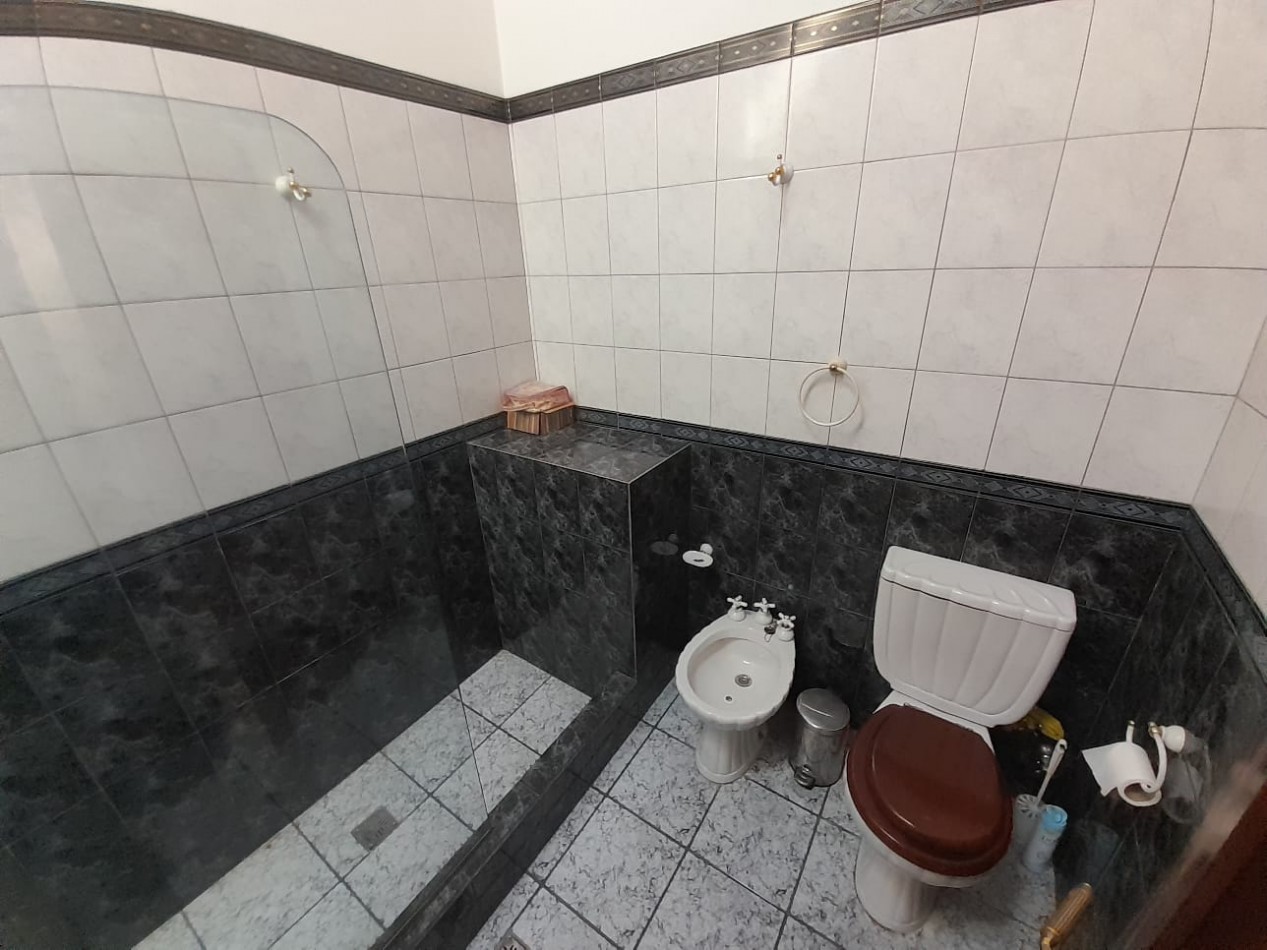 Chalet en venta ciudad Evita, Circ, 1°, secc 2°