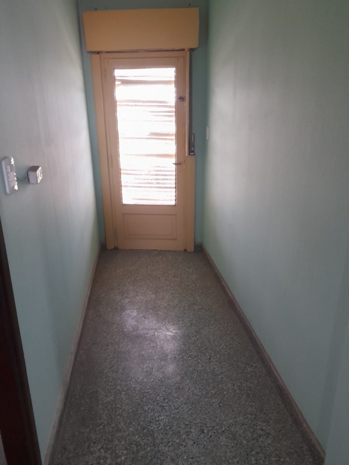 Oficina en alquiler, zona Laferrere Sur