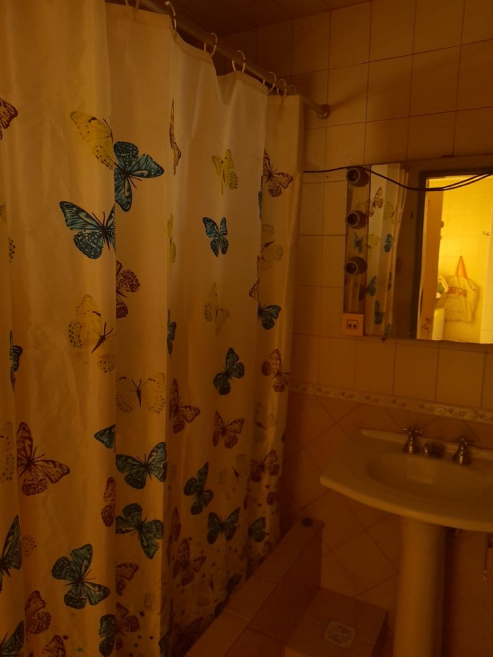 Casa en venta. Gonzalez Catan 