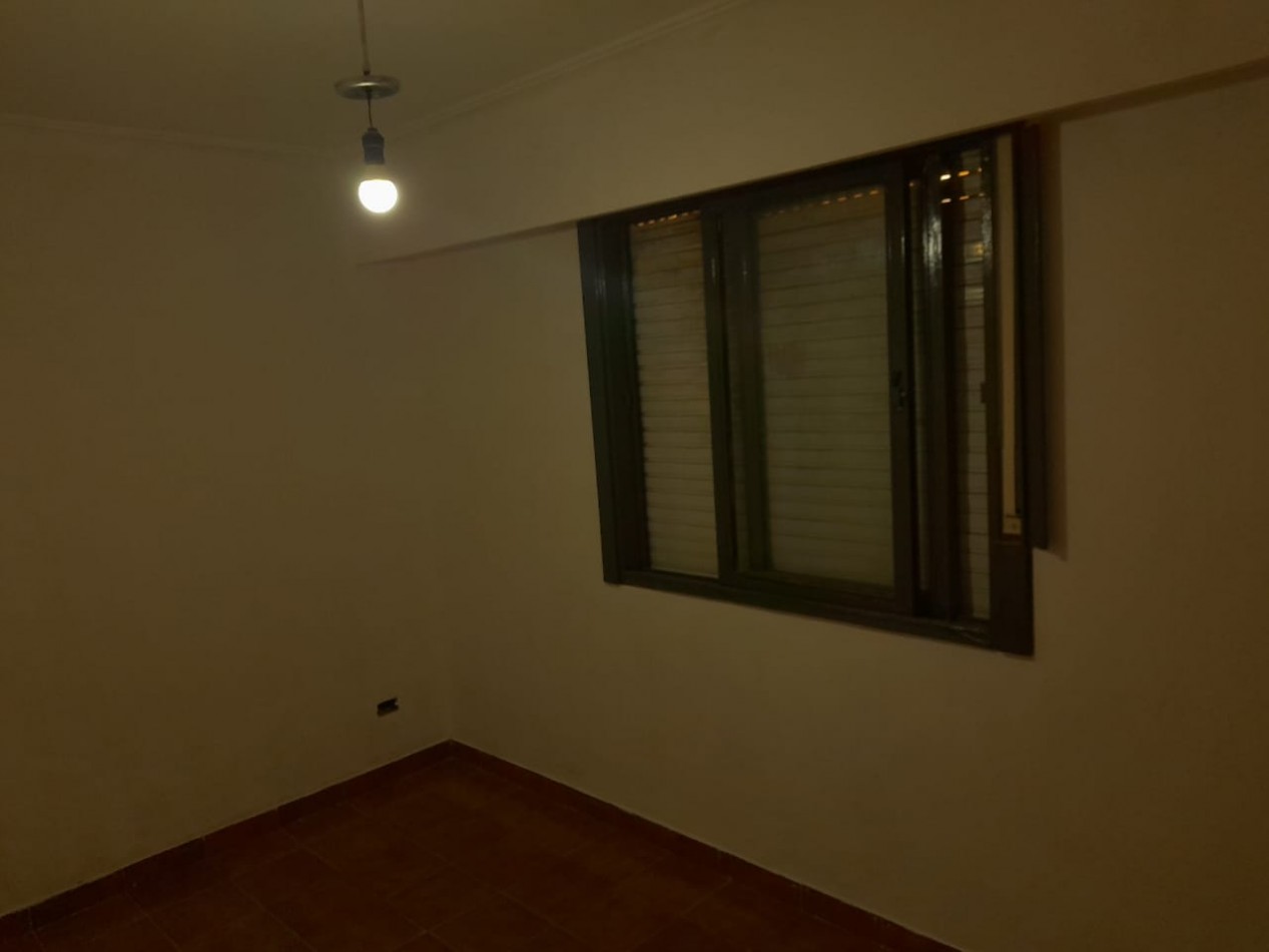 Casa en venta. Gonzalez Catan 