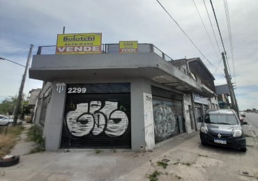 Locales, galpon y departamento en venta. Ruta 21 esquina Lacar. En Block o por unidades subdivididas.