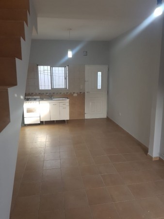 Duplex en venta Laferrere