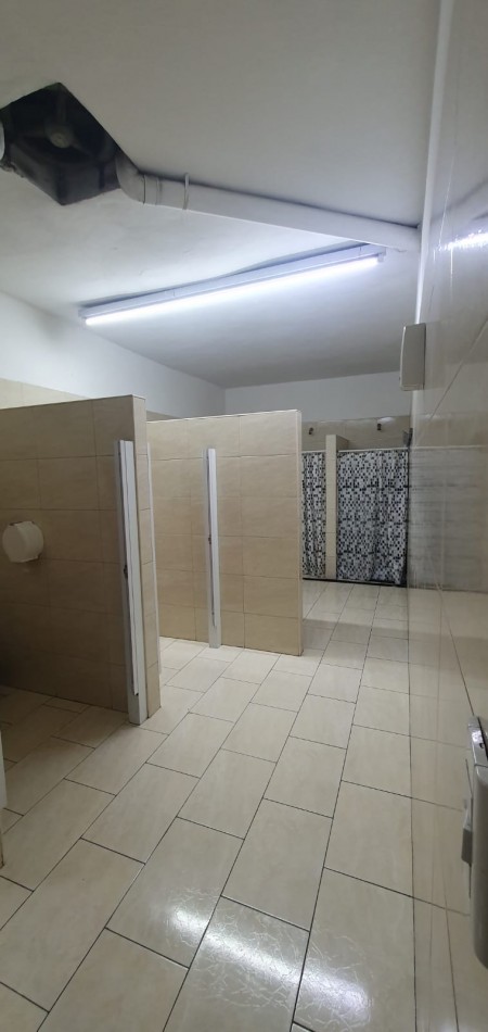 Local en venta. Moron Sur