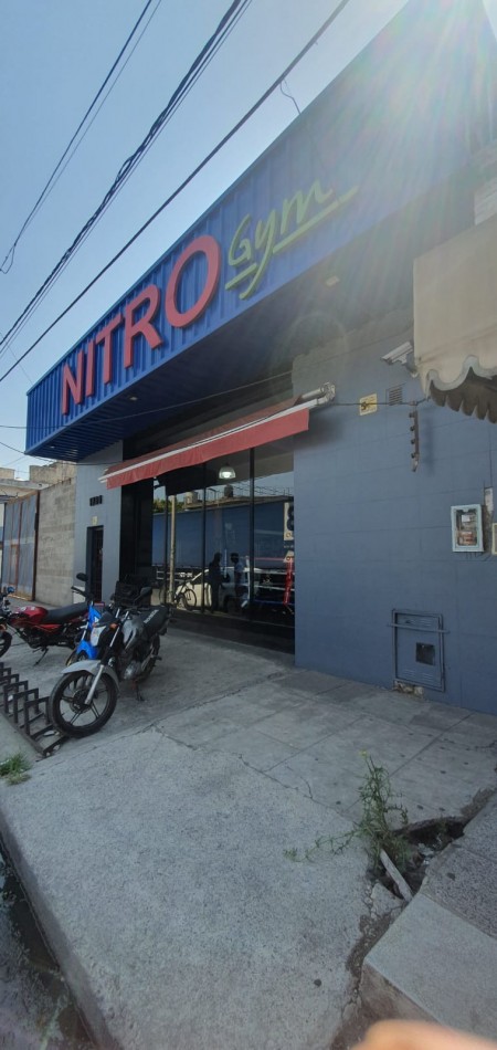 Local en venta. Moron Sur